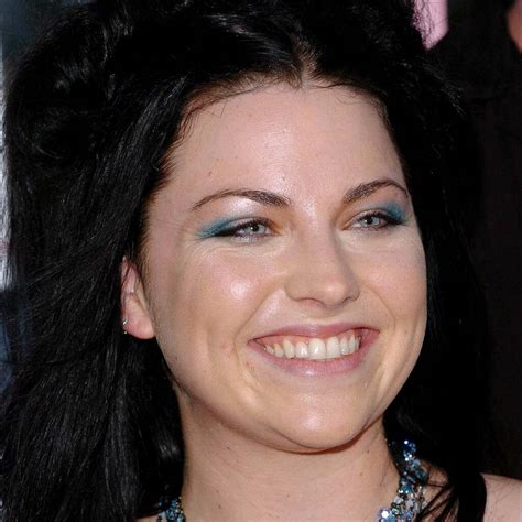 evanescence amy lee breaking law